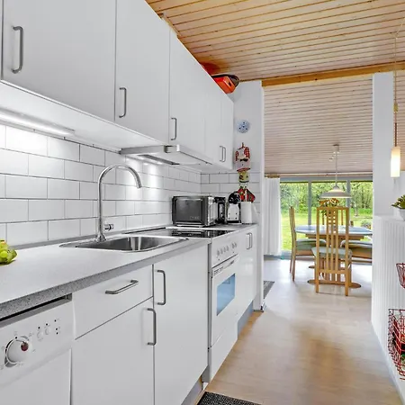 Feriehus Three-bedroom In